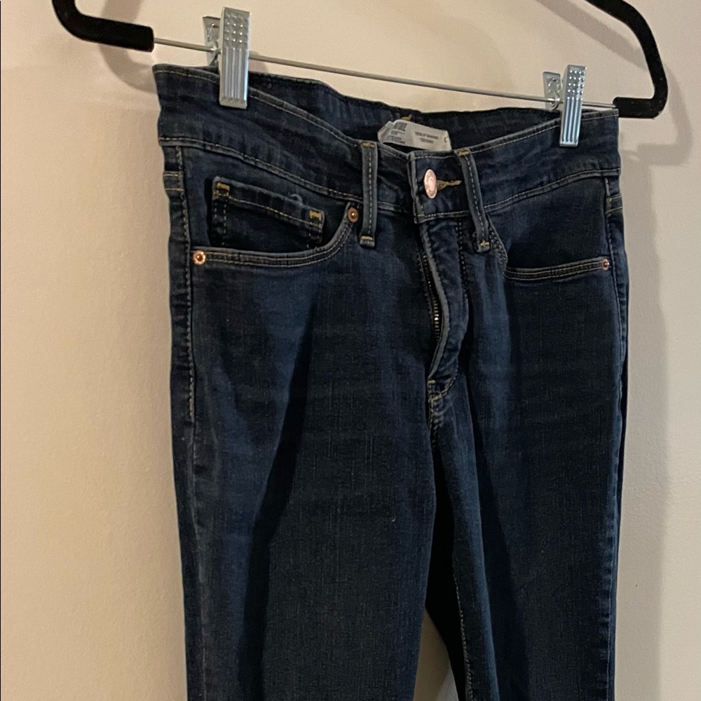 Levi Strauss Straight Leg Skinny Jeans (27)